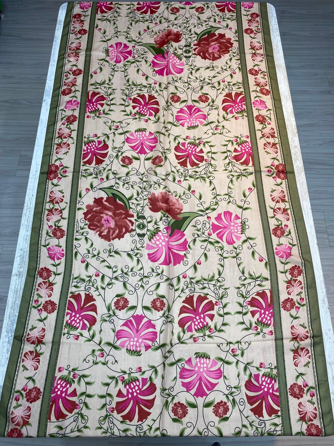 Saray Çiçeği Desen Şal - Soft Yeşil