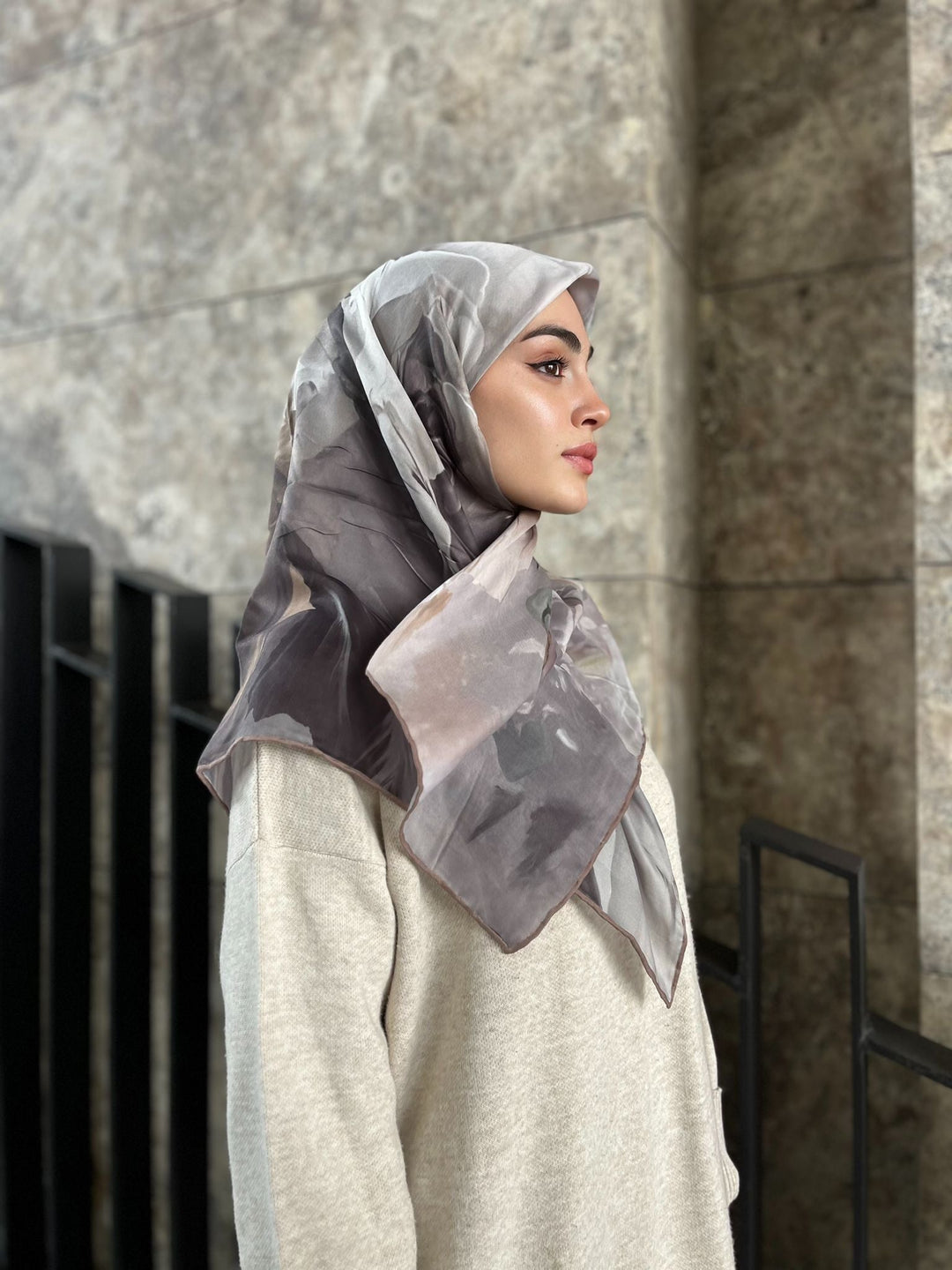 Canvas Tablo Desen Esarp - Sutlu Kahve