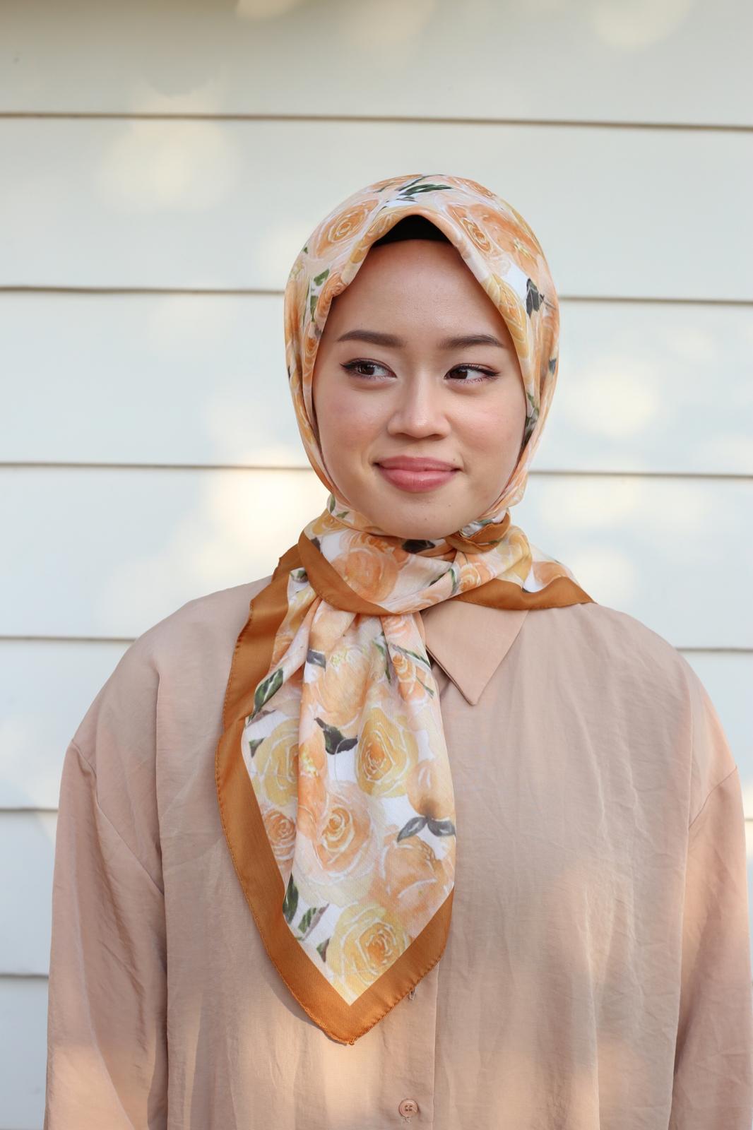 Rose Esarp - Hardal