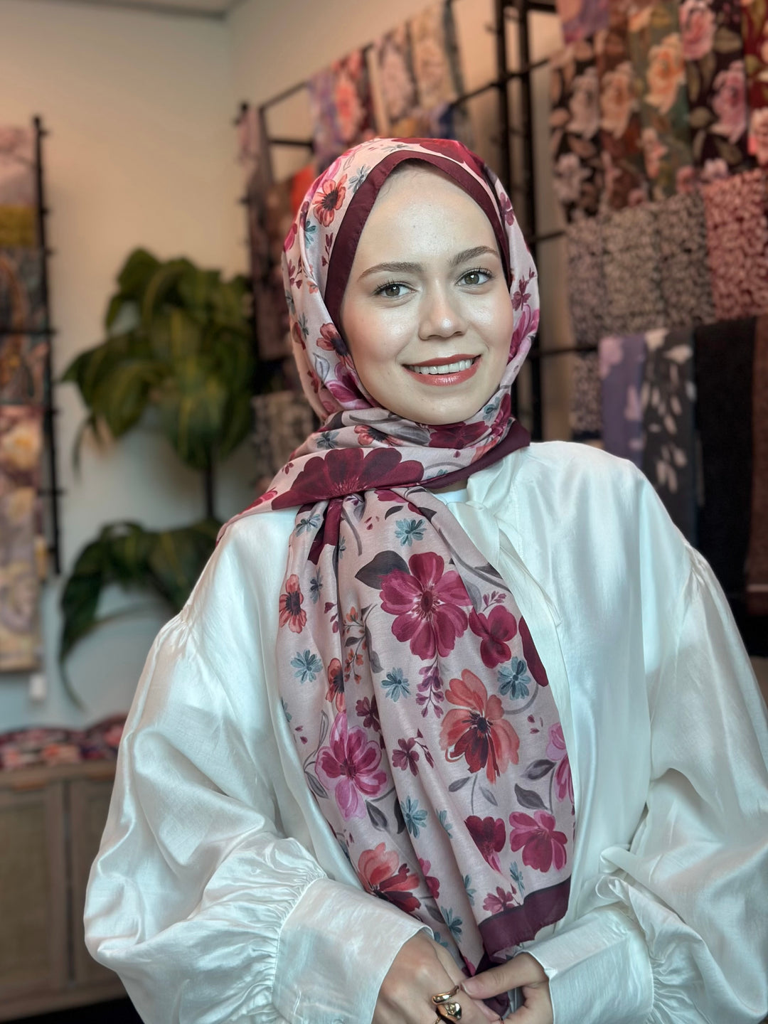 Gülbahar Şal - Şarabi