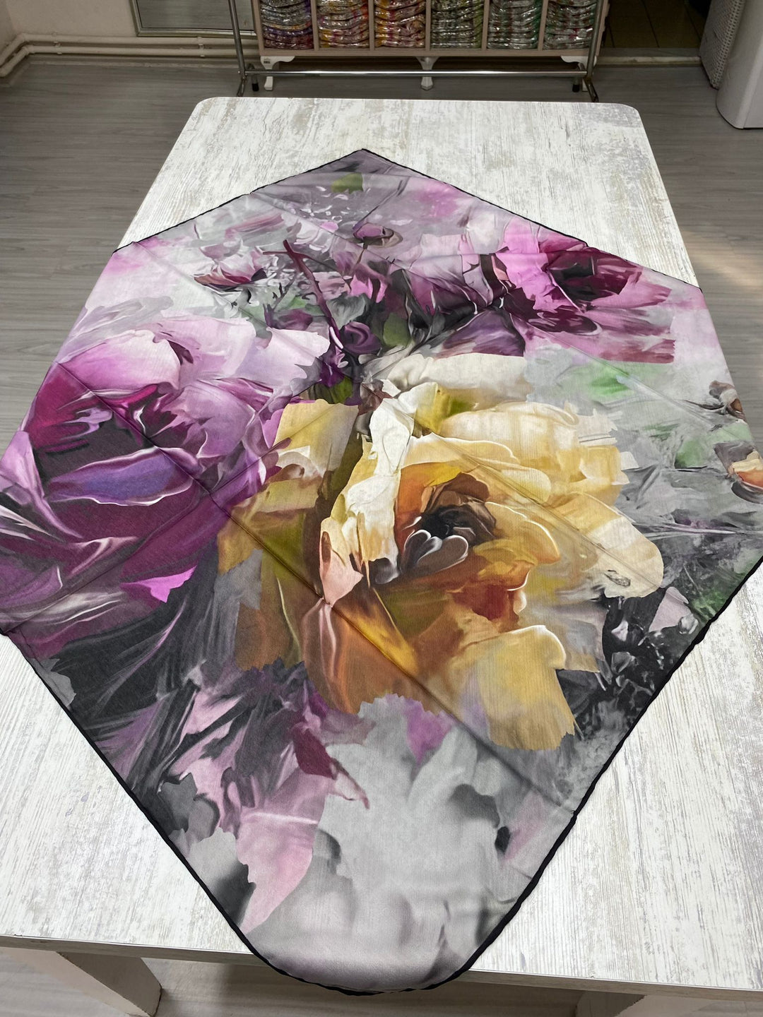 Canvas Tablo Desen Esarp - Gul Kurusu
