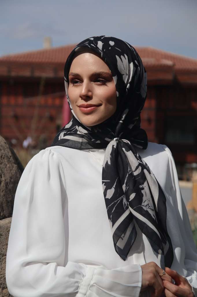 Silk Garden Esarp - Siyah