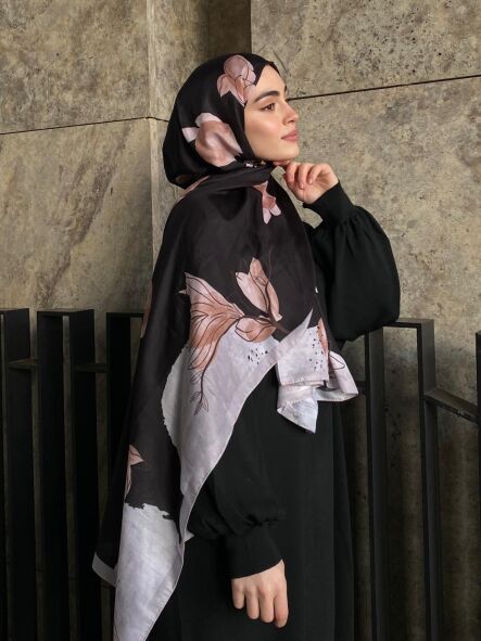MERCAN DESEN ŞAL - SİYAH KREM 